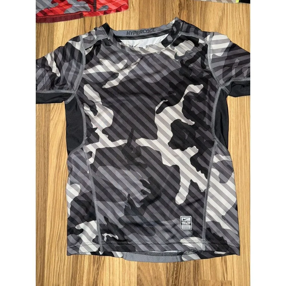 Nike Pro Combat Boys Dri Fit Youth Sz XS 6 7 Hypercool‎ Fitted Lot Of 3 EUC